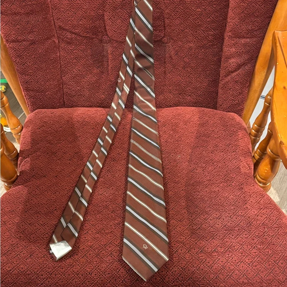Christian Dior Men's Silk Necktie Brown‎ Stripe Luxury Designer Made in France